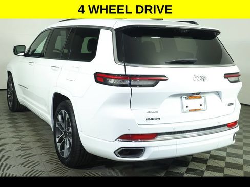 Used 2023 Jeep Grand Cherokee L Overland w/ Luxury Tech Group IV AWD/4WD image 6
