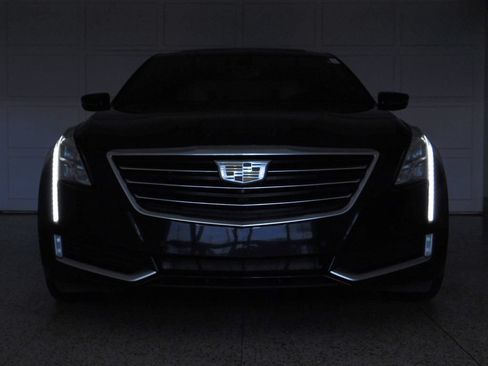 Used 2017 Cadillac CT6 Luxury AWD/4WD image 16