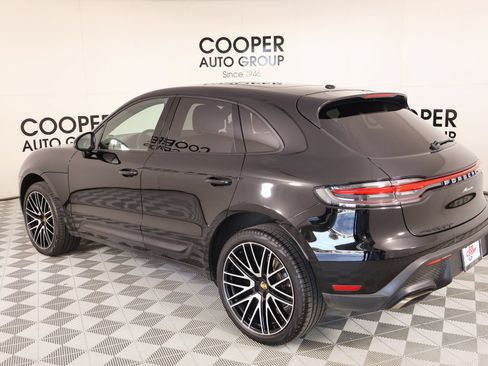 Used 2022 Porsche Macan AWD/4WD image 24