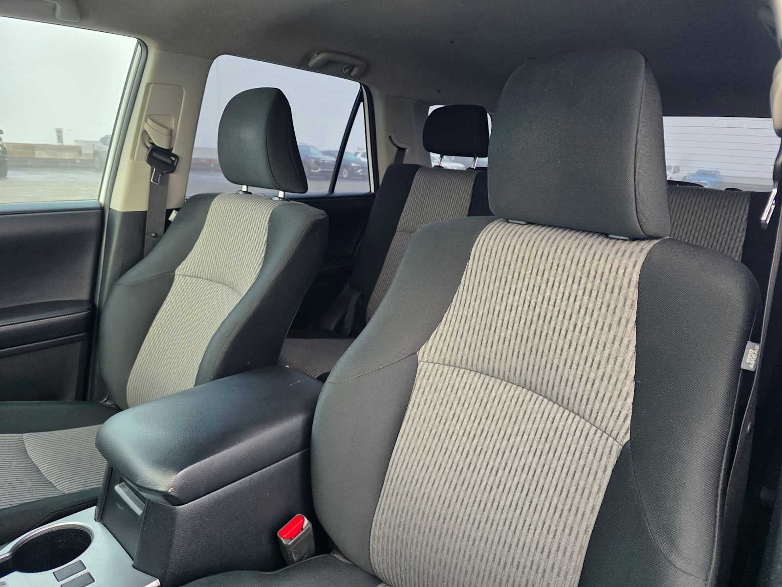 Used 2018 Toyota 4Runner SR5 AWD/4WD image 20