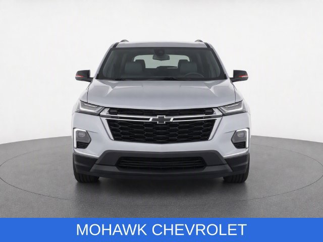 Certified 2024 Chevrolet Traverse Premier w/ Redline Edition AWD/4WD image 6