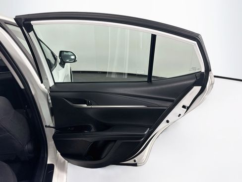 Used 2025 Toyota Camry LE FWD image 30