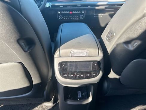 New 2026 Hyundai Ioniq 9 SEL image 27