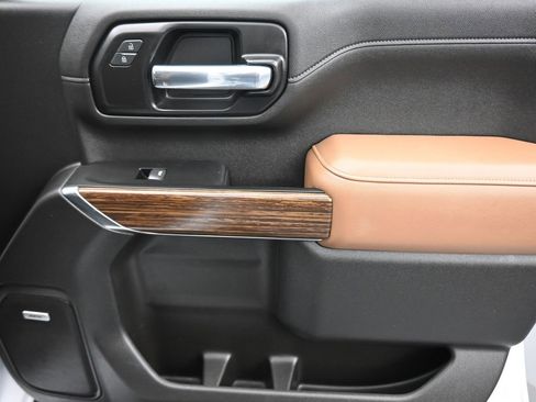 Used 2022 Chevrolet Silverado 2500 High Country w/ Safety Package II image 57