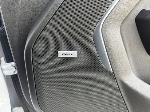 Used 2022 Chevrolet Tahoe LT image 16