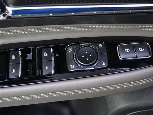 New 2026 Lincoln Corsair Reserve w/ Jet Appearance Package image 23