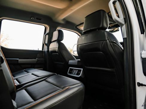 Used 2026 Ford F450 Lariat w/ FX4 Off-Road Package image 94