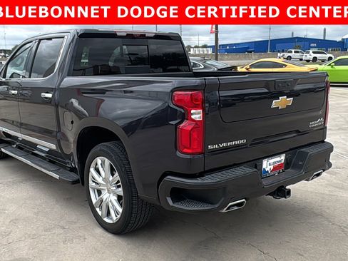 Used 2024 Chevrolet Silverado 1500 High Country w/ High Country Premium Package image 7