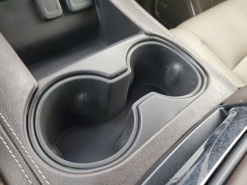 Used 2018 Chevrolet Tahoe LT RWD image 30
