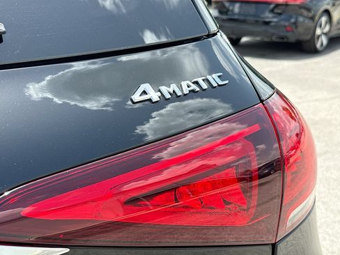 Used 2021 Mercedes-Benz GLE 350 4MATIC w/ AMG Line Exterior image 11