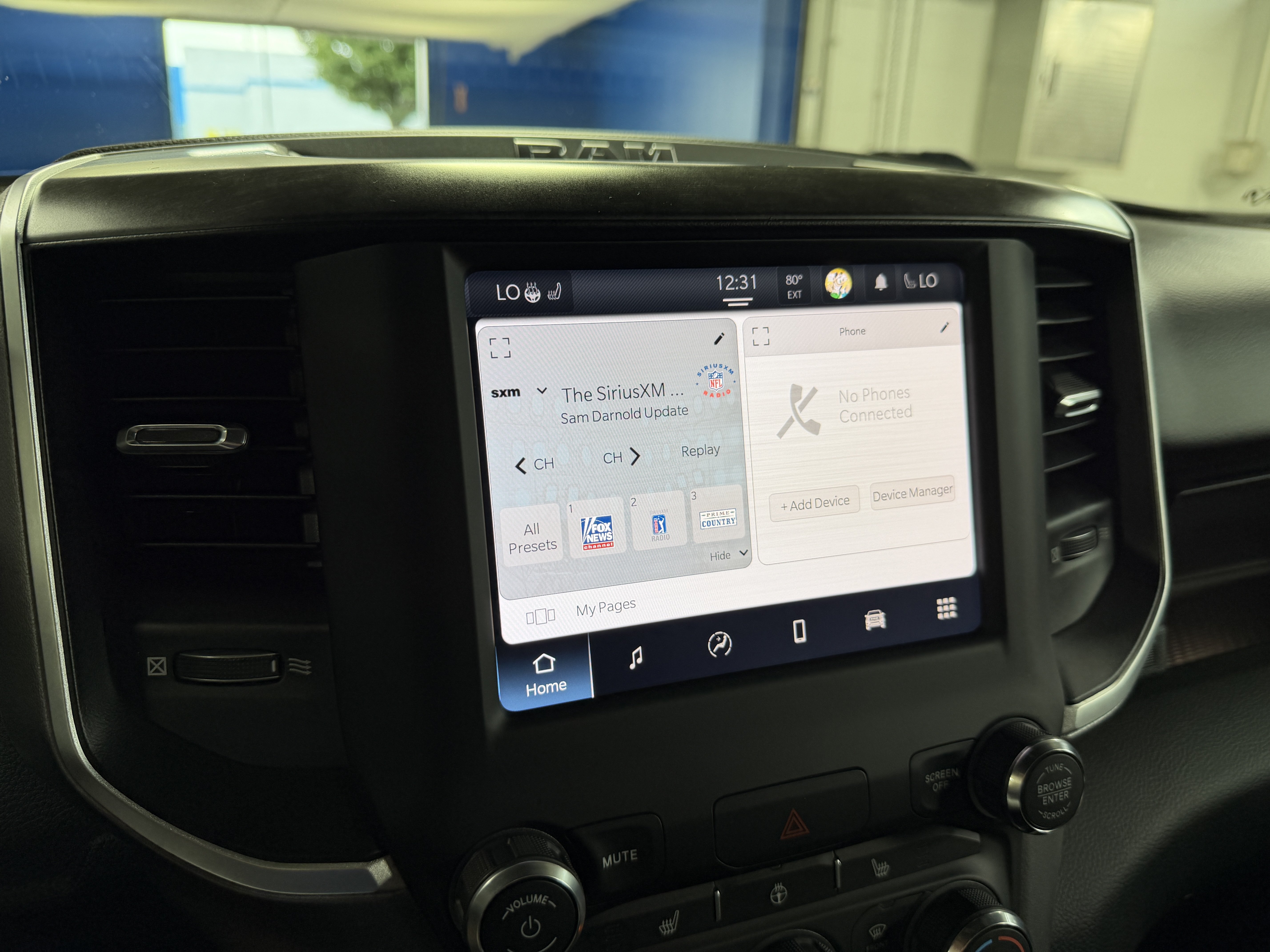 Used 2022 RAM 1500 Big Horn AWD/4WD image 23