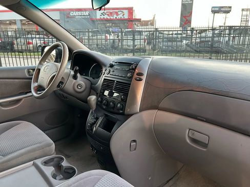 Used 2006 Toyota Sienna LE image 14