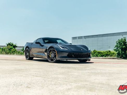 Used 2015 Chevrolet Corvette Stingray Coupe w/ 3LT Preferred Equipment Group RWD image 39