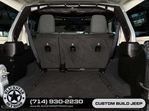 Used 2024 Jeep Wrangler Unlimited Sport AWD/4WD image 15