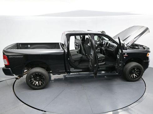Used 2022 RAM 2500 Big Horn w/ Level A Equipment Group AWD/4WD image 38