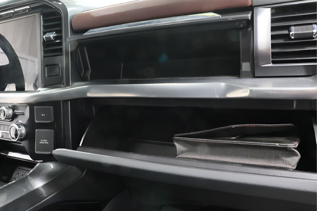 Used 2023 Ford F150 Lariat w/ Equipment Group 502A High AWD/4WD image 31