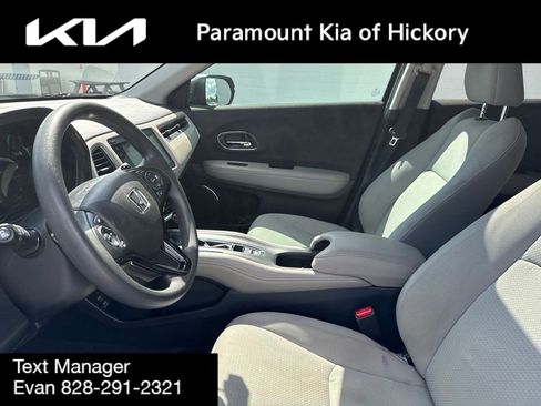 Used 2020 Honda HR-V EX image 19