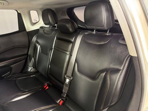 Used 2017 Jeep Compass Limited w/ Navigation Group AWD/4WD image 21