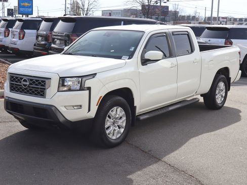 Used 2023 Nissan Frontier SV w/ Technology Package image 5