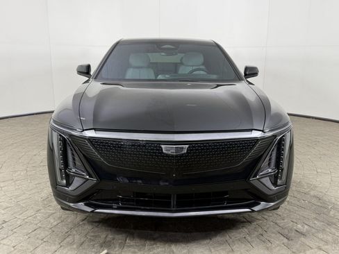 Used 2024 Cadillac Lyriq Sport RWD image 2