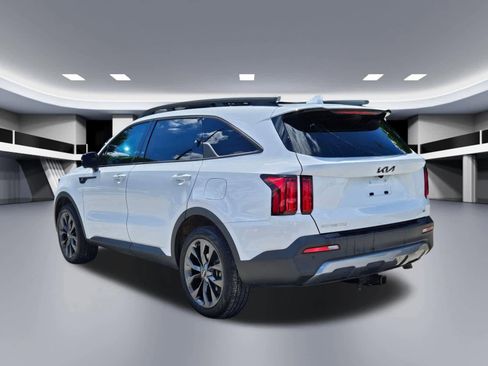 Used 2023 Kia Sorento SX Prestige image 4
