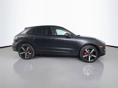 Certified 2026 Porsche Macan S AWD/4WD image 8