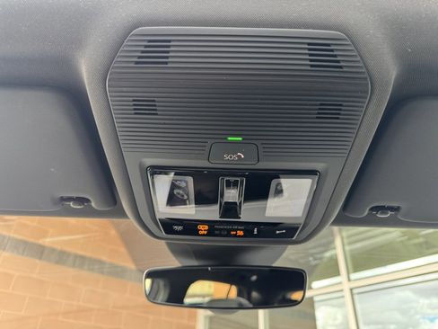 Used 2023 Volkswagen ID.4 Pro S image 26