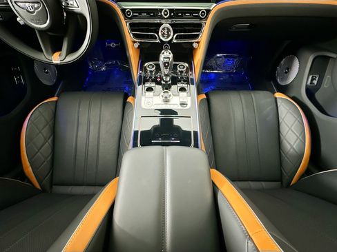 Certified 2024 Bentley Flying Spur W12 image 24