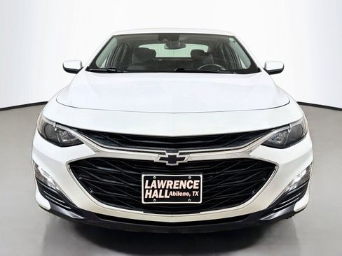 Used 2024 Chevrolet Malibu RS FWD image 2
