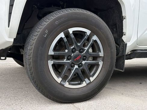 Used 2024 Toyota Tacoma TRD Sport AWD/4WD image 10
