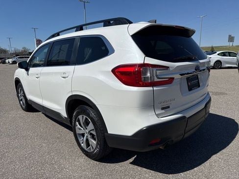 Used 2024 Subaru Ascent Premium w/ Convenience Package AWD/4WD image 9