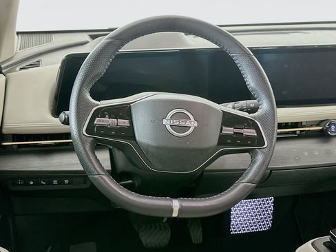 Used 2023 Nissan Ariya FWD image 18