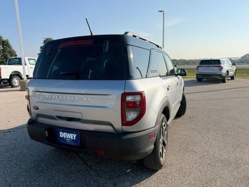 Used 2022 Ford Bronco Sport Outer Banks w/ Tech Package AWD/4WD image 14