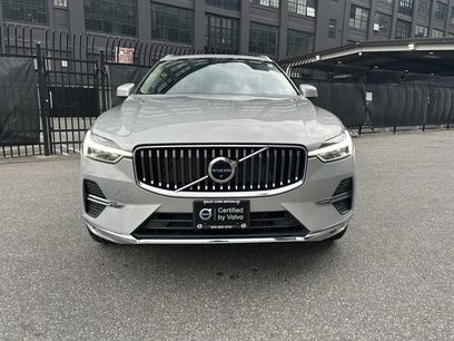 Certified 2022 Volvo XC60 B5 Inscription w/ Advanced Package