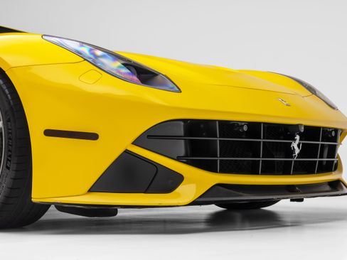 Certified 2017 Ferrari F12 Berlinetta RWD image 20
