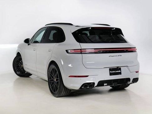 New 2026 Porsche Cayenne GTS AWD/4WD image 3