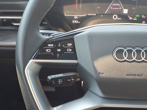 Used 2025 Audi Q5 Premium Plus w/ Premium Plus AWD/4WD image 14