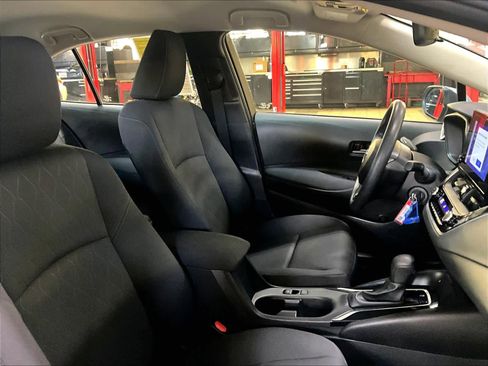Used 2023 Toyota Corolla LE image 11