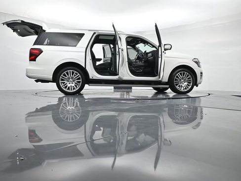 Used 2023 Ford Expedition Max Platinum image 52
