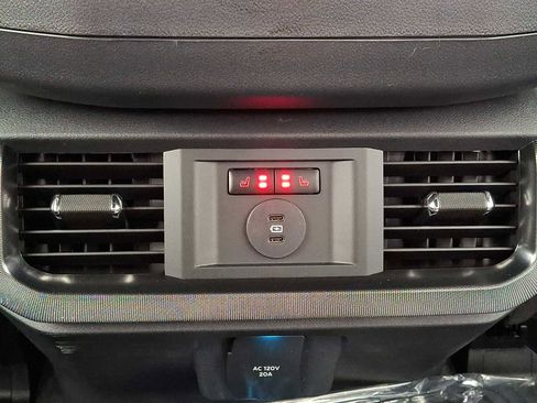 New 2026 Ford F150 Platinum image 9