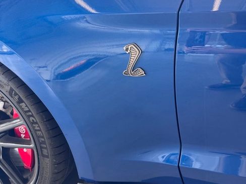 Used 2022 Ford Mustang Shelby GT500 w/ Technology Package RWD image 8