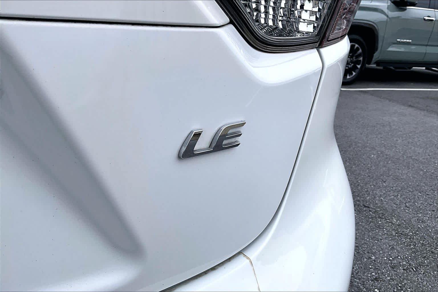 Certified 2021 Toyota Corolla LE FWD image 10