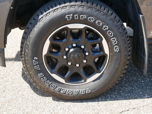 Used 2025 RAM 2500 Laramie AWD/4WD image 15