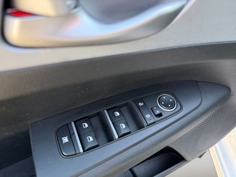 Used 2023 Kia Forte LXS FWD image 21