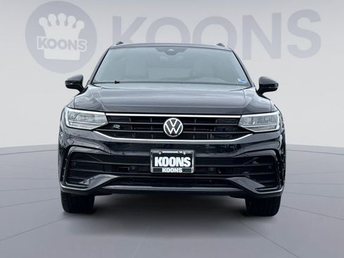 Used 2022 Volkswagen Tiguan SE R-Line image 11