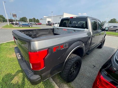 Used 2018 Ford F150 XLT w/ Equipment Group 302A Luxury AWD/4WD image 8