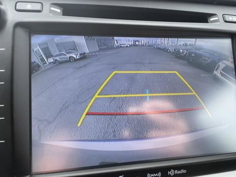 Used 2019 Toyota Highlander Limited image 20