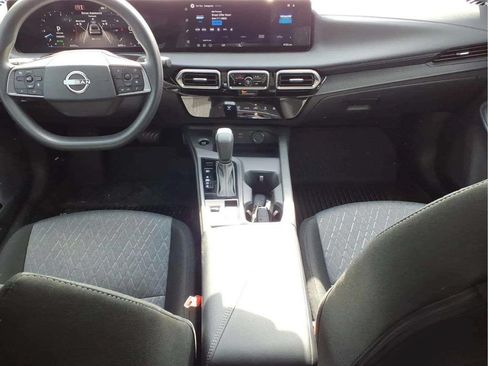 Used 2022 Nissan Sentra SV w/ All-Weather Package FWD image 11