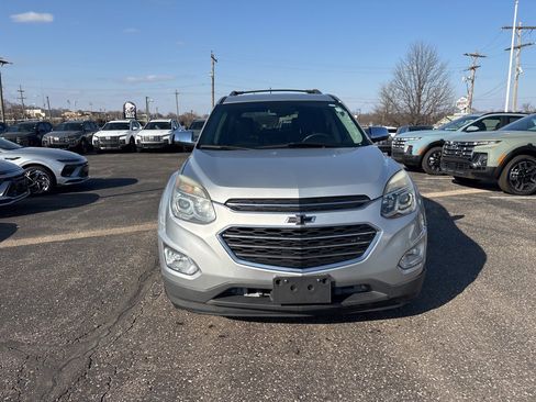 Used 2017 Chevrolet Equinox Premier w/ Enhanced Convenience Package image 2