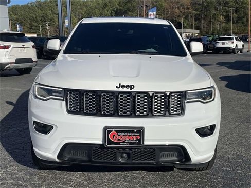 Used 2020 Jeep Grand Cherokee Altitude image 7